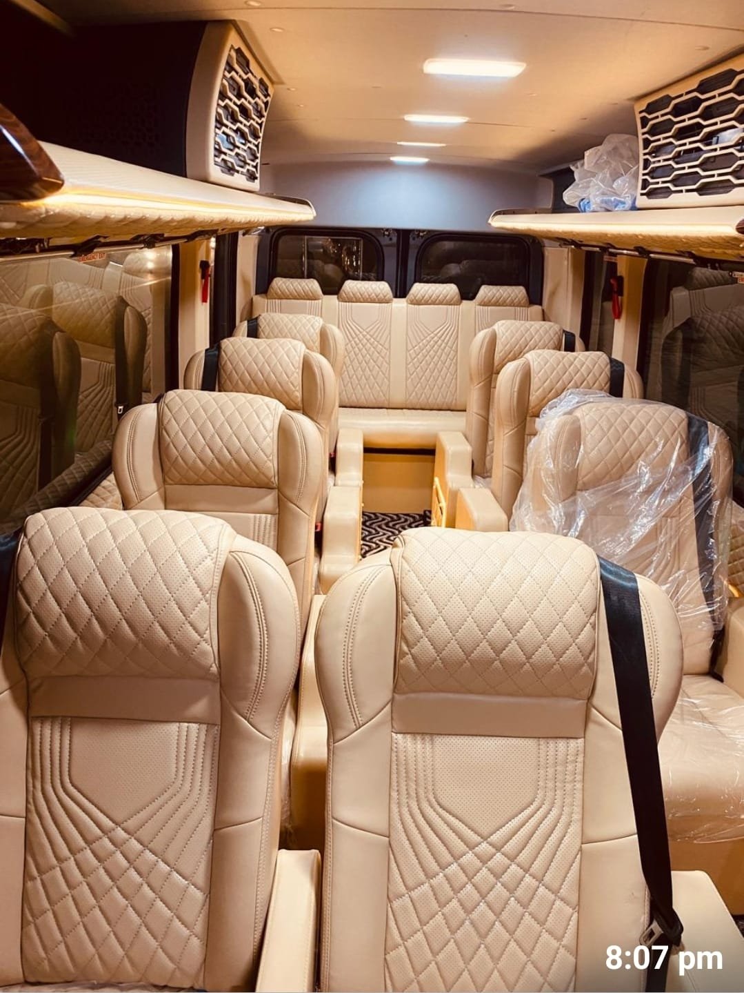 20 Seater Tempo Traveller in Ghaziabad